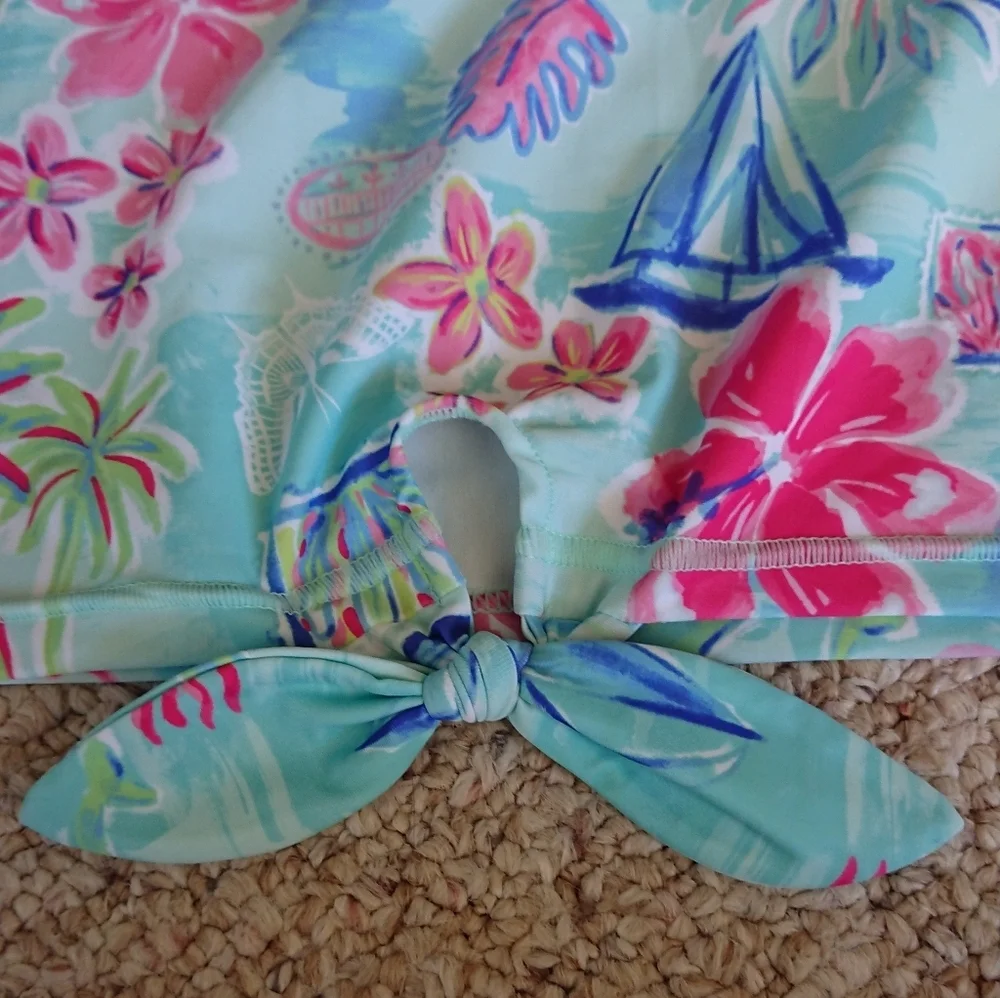 The Children's Place tropical print Long Sleeve Rash Guard TOP only sz 7/8